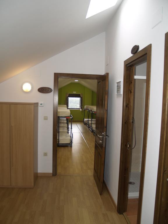 Albergue De Yebra Yebra de Basa Rom bilde
