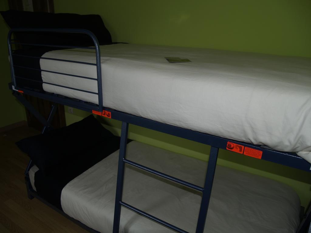 Albergue De Yebra Yebra de Basa Rom bilde