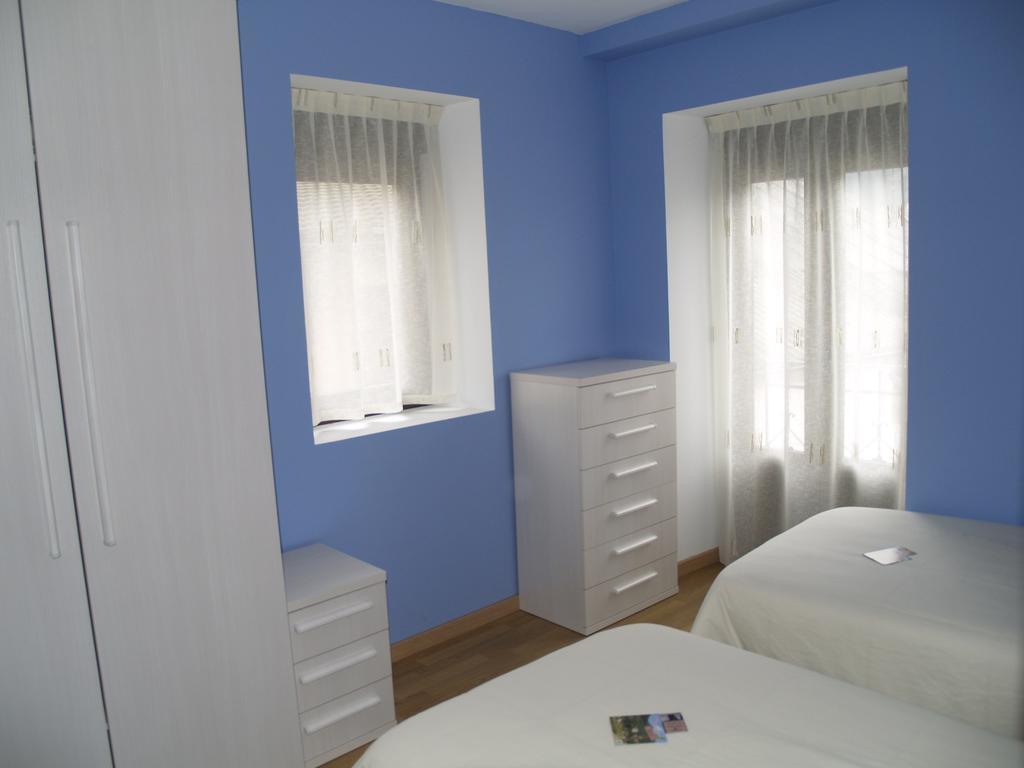 Albergue De Yebra Yebra de Basa Rom bilde