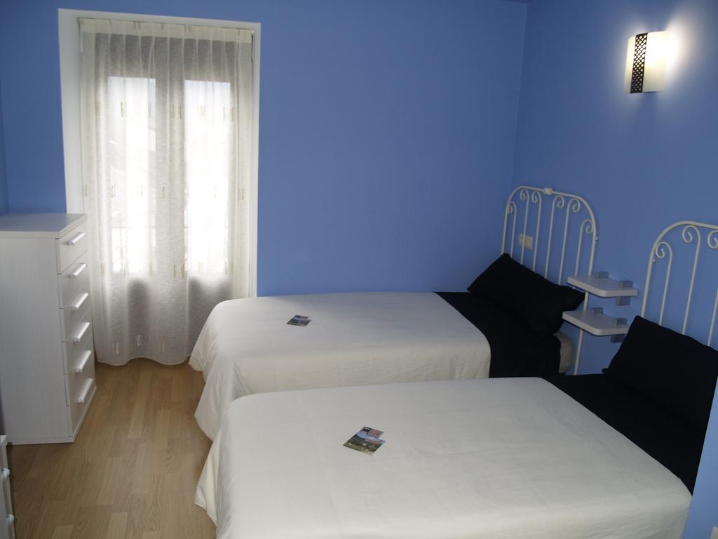 Albergue De Yebra Yebra de Basa Rom bilde