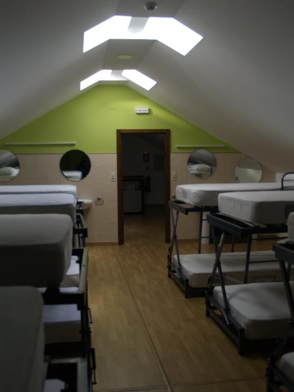 Albergue De Yebra Yebra de Basa Rom bilde
