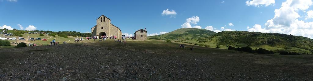 Albergue De Yebra Yebra de Basa Eksteriør bilde